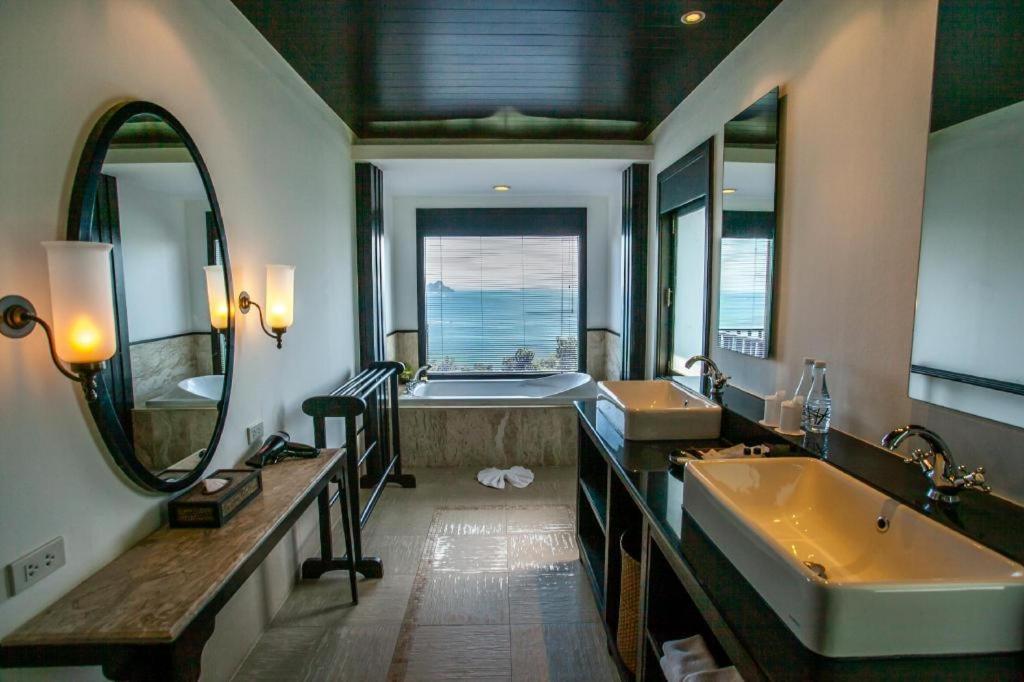 Villa 360 Resort And Spa Kepulauan Phi Phi Bagian luar foto